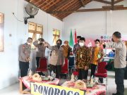 Waka Polres Ponorogo tinjau vaksinasi di MI Ma’arif Darul Ulum Pondok Babadan, Usia 6 – 11 Tahun