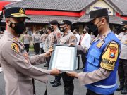Kapolres Jember Berikan Reward dan Punishment Kepada Anggota Polres dan Polsek Jajaran