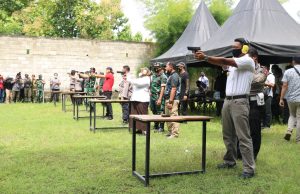 Polres Ponorogo Bersama Forkompida Gelar Latihan Menembak Senjata Api