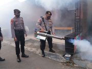 Jurnalis Ponorogo Peringati HPN TA 2022 Gelar Fogging dan Bagikan Ikan Cupang
