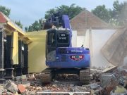 Perceraian Berujung Pembongkaran Rumah Rp. 300 juta, Kedung Banteng, Sukorejo