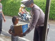 ‘Sapa Saya’ Program Satlantas Polres Batu Berbagi Kepada Anak Yatim Piatu