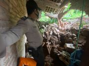 Akibat Hujan Lebat, Tanah Longsor Timpa Rumah Warga Tumpak Pelem, Sawoo