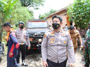 Kapolres Ponorogo Tinjau Banjir Di Ngasinan Jetis
