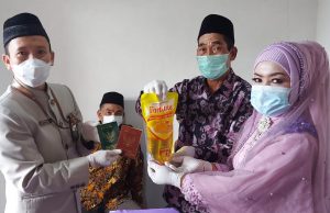 Saya Terima Nikah & Kawinnya dengan Maskawin 1 Kg Minyak Goreng
