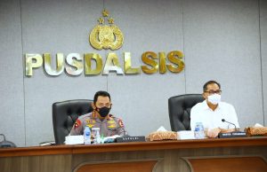 Kapolri Instruksikan Kapolda Pastikan Minyak Goreng Tersedia di Pasar Tradisional dan Modern