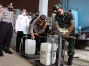 Kapolres Bojonegoro Bersama Dandim Pantau Pendistribusian 10 Ribu Liter Migor