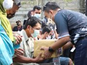 Kapolres Nganjuk Bagi Sembako dan Kursi Roda Saat Resmikan Program Wayahe Lapor Kapolres