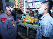 Tinjau Pasar Muntilan, Kapolri Minta Pedagang Laporkan Jika Distribusi Minyak Curah Terganggu