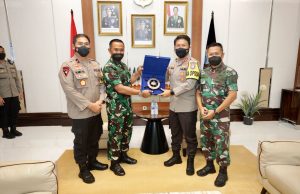 Tingkatkan Sinergitas TNI Polri, Kapolda Jatim sambut Kunjungan Kehormatan Dankodiklatal