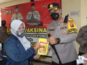 Layani Vaksin Pemudik, Polresta Sidoarjo Buka Gerai Vaksinasi di Terminal Purabaya