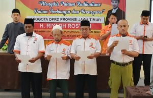 Ketua DPD PKS Ponorogo Melantik Pengurus DPRa PKS Dapil IV dan VI