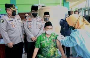 PJU Polda Jatim Cek Vaksinasi di PCNU Gresik