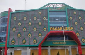 Duh, Lift Pasar Legi Rusak, Pedagang Lantai Atas Makin Susah Angkut Barang