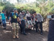 Polres Bondowoso dan Tim Evakuasi Temukan Pendaki Gunung Ijen yang Hilang Dalam Kondisi Selamat
