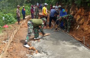 TMMD, TNI Bangun Insfrastruktur di Cepoko Ngrayun