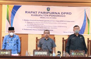 DPRD Ponorogo Gelar Paripurna Jawaban Eksekutif atas Pandangan Umum Fraksi-fraksi, Terkait Pencabutan atas 2 Raperda
