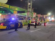 Cegah Aksi Bali, Polres Ngawi Tongkrongi Jalur Depan Super Market Tiara
