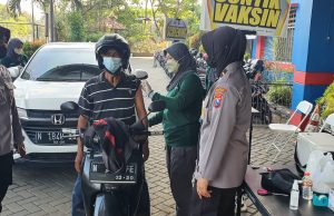 Polresta Malang Kembali Gelar Vaksinasi Drive Thru Sambut Kompetisi Liga 1