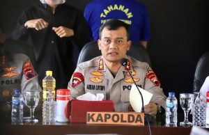 Polda Jateng Ungkap Kasus Peredaran Minyak Goreng Kemasan Tanpa Ijin Edar di Banyumas. 14 Ton Barang Bukti Disita