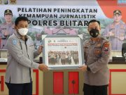 Meningkatkan Kemampuan Bidang Pemberitaan Polres Blitar Menggelar “Sinau Jurnalistik”