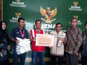 Alfamart Serahkan Donasi Konsumen Pada Baznas Kabupaten Ponorogo