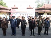 Polres Ponorogo Bersama Forkopimda, Ikuti Upacara Peringatan Puncak Hari Bhayangkara Ke-76 Secara Virtual.