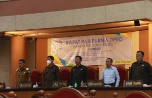 Paripurna DPRD Ponorogo, Jawaban Eksekutif atas Pandangan Fraksi Raperda Pelaksanaan APBD 2021 & Penyampaian Bupati atas Usulan Persetujuan Pemindah Tanganan Barang Milik Daerah