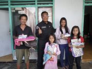 Sinergi Bersama Media, Polisi Peduli di Kota Probolinggo Beri Bantuan Anak Pengayuh Becak