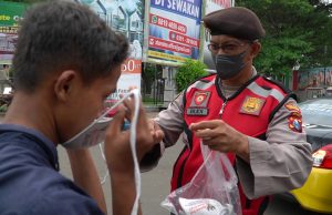 Himbau Prokes Cegah Covid -19 Polres Ponorogo Optimalkan Pamor Keris