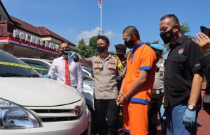 Polres Batu Berhasil Amankan Pelaku Penggelapan 6 Mobil Rental