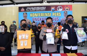 Polresta Sidoarjo Berhasil Amankan 3 Tersangka Pengedar Sabu Jaringan Bali
