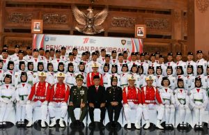 Pengukuhan Paskibraka HUT RI Ke-77 Kabupaten Ponorogo