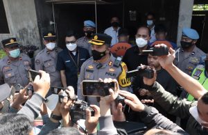 Berhasil Ungkap Pengoplosan LPG Bersubsidi,Polres Jombang Amankan Tersangka dan Ratusan Tabung LPJ 3 kg