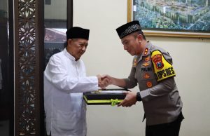 Silaturahmi ke Ketua PCNU, Kapolresta Mojokerto Bersama Ulama Sepakat Tolak Berita Hoax