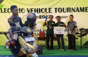 Petrik Sepeda Motor Listrik SMKN 1 Mlarak, Juara 1 Electric Vehicle Tournament (EVT) Se-Jawa