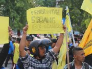 Mahasiswa Ponorogo Turun Jalan Tolak Kenaikan Harga BBM