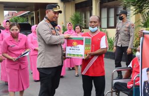 Kapolda Jatim perintahkan Kapolres Jajaran Salurkan Bantu Sosial Bagi Masyarakat Kurang Mampu
