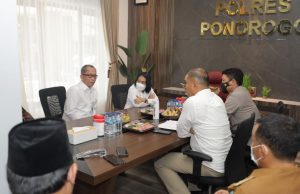 Menteri PPPA mengunjungi Mapolres Ponorogo Bersama Kapolda Jatim Mengecek Penanganan Perkara