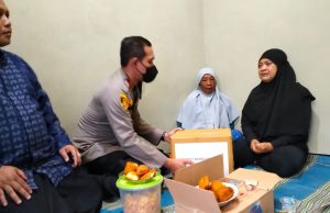 Turut Belasungkawa Kepada Korban Stadion Kanjuruhan, Polresta Malang Kota Kunjungi Rumah Duka