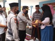 Polres Probolinggo Serahkan Santunan dari Kapolri dan Kapolda Jatim Untuk Tiga Keluarga Korban Kanjuruhan