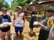 Polres Ponorogo Peduli, Salurkan Bantuan Sembako dan Nasi Bungkus, Warga Terdampak Banjir, Ngrukem, Mlarak