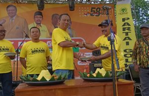 DPD Golkar Ponorogo Peringati HUT ke 58 Gelar Jalan Sehat dan Lomba Musik