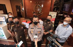 Polda Jatim Serahkan Berkas Perkara Tragedi Kanjuruhan ke Kejati Jatim