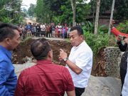 Cek Langsung Jembatan Putus, Kang Bupati Sugiri: Percepat Perbaikan