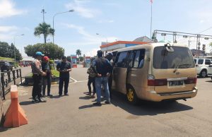 Antisipasi Arus Balik Pasca KTT G20, Personel Gabungan Polresta Banyuwangi Perpanjang Pengamanan di Pelabuhan Ketapang