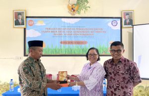 Pengmas Departemen Politik Fisip Unair Bekali Bumdesa Gondowido Manajemen Branding
