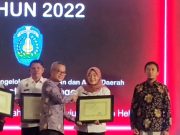 Desa Jambon Juara 1 Pelunasan PBB P2, Raih Penghargaan & Apresiasi Bupati Sugiri