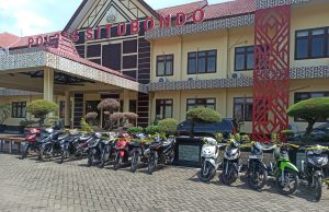 Polres Situbondo Mengungkap Kasus Curanmor di 25 TKP, Tersangka dan 14 Unit Motor Diamankan