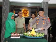 Sinergitas TNI – Polri, Kapolres Bondowoso Beri Kejutan untuk Yonif Raider 514/SY Kostrad